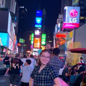 Meet your Posher, Lynn